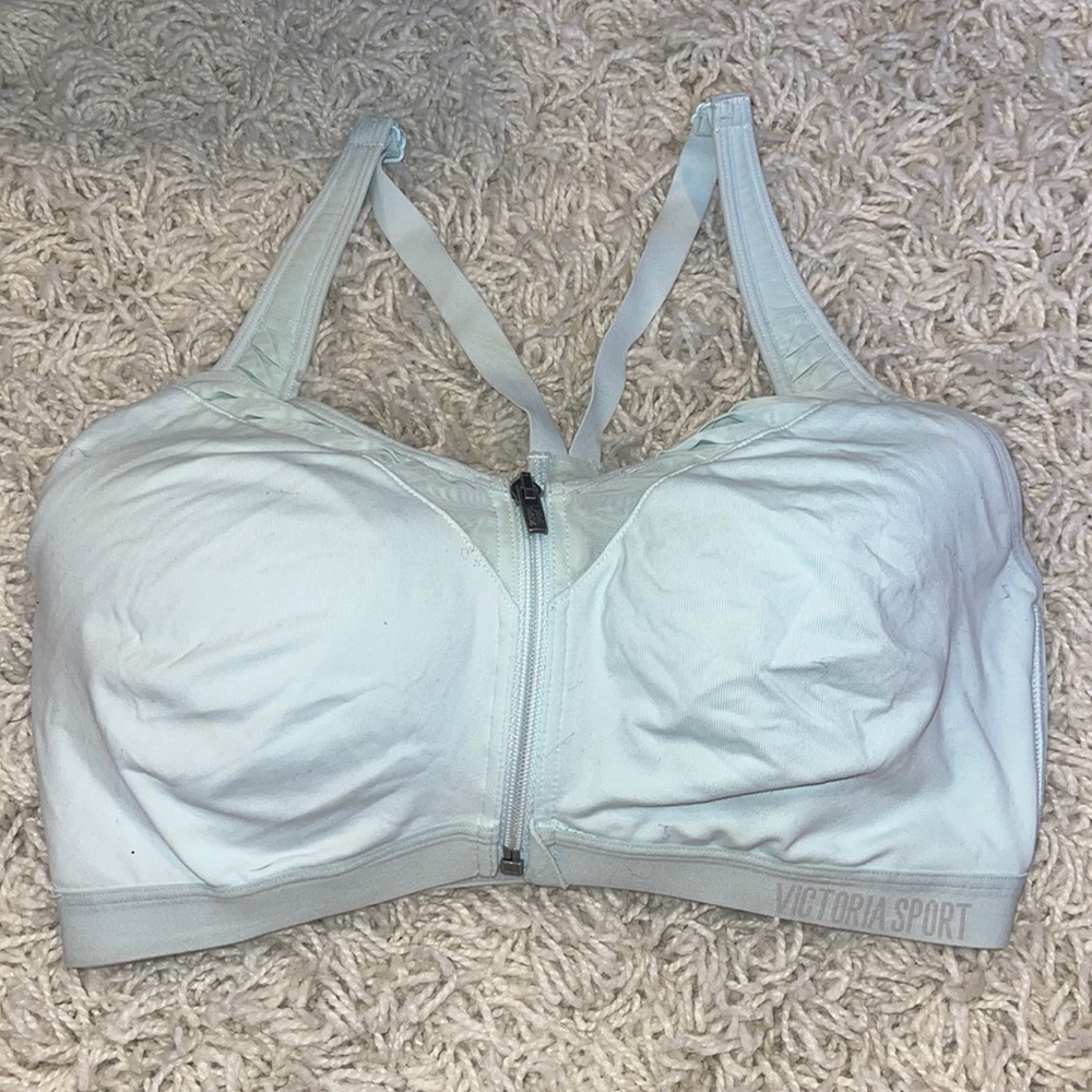 Victoria’s Secret Victoria sport front close sports bra